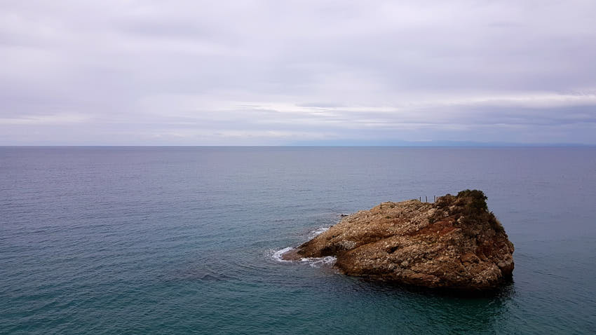 20190920_154713.jpg - Skrátka skala (Limenaria)