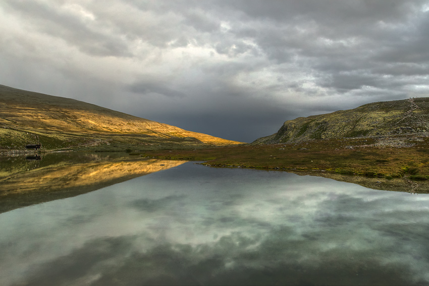 IMG_4793_4794.jpg - Posledné lúče nad Rondvatnet